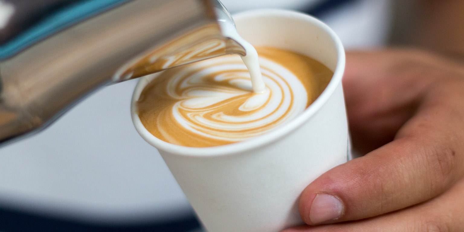 RAVOTT - zorgt voor topkwaliteit koffie op elke locatie, bij elke  gelegenheid.