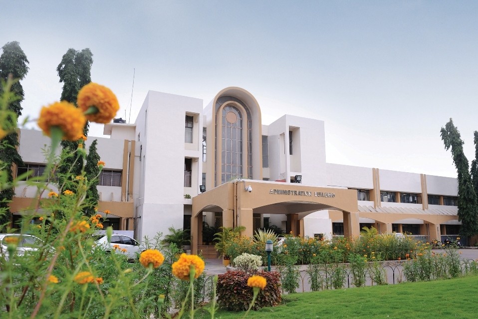 University of Hyderabad Employees, Location, Alumni | LinkedIn