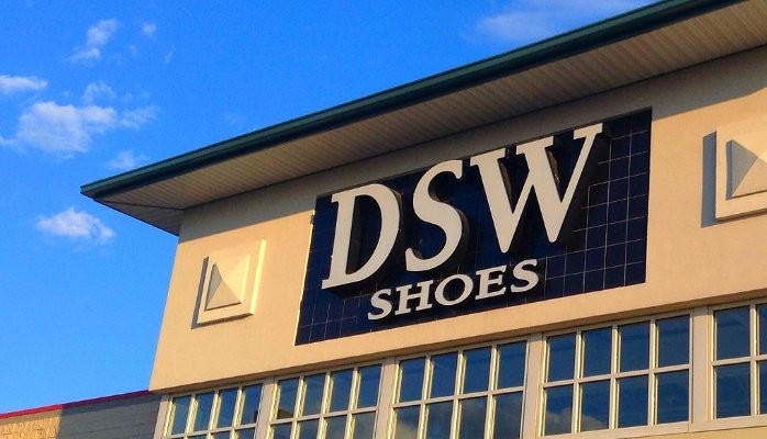DSW Uses Targeted Acquisition to Expand Online and Abroad DSW Uses Targeted Acquisition to Expand Online and Abroad