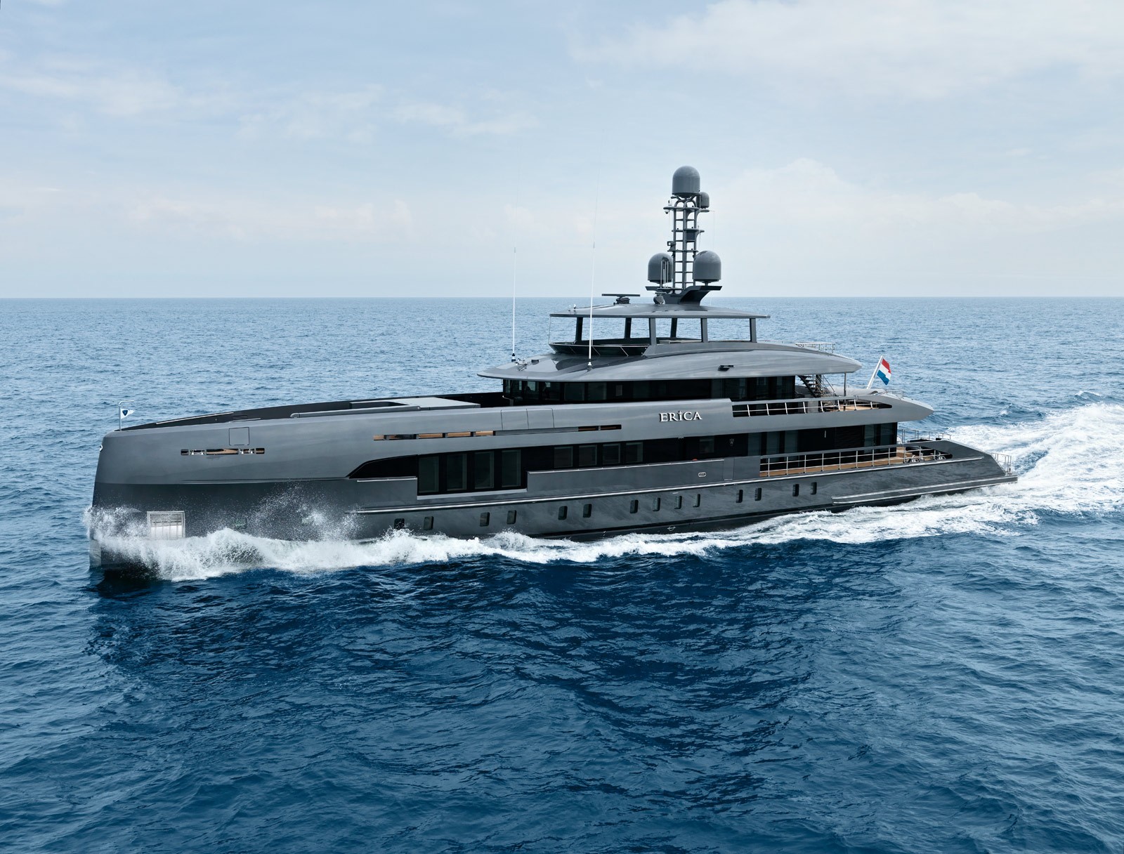 Finishing De Luxe 39 Superyacht Painting Amp Finishing Linkedin